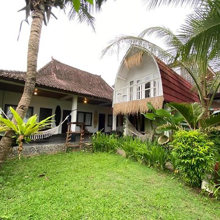 Medewi Good Vibes Stay&Surf Jembrana  ภายนอก รูปภาพ