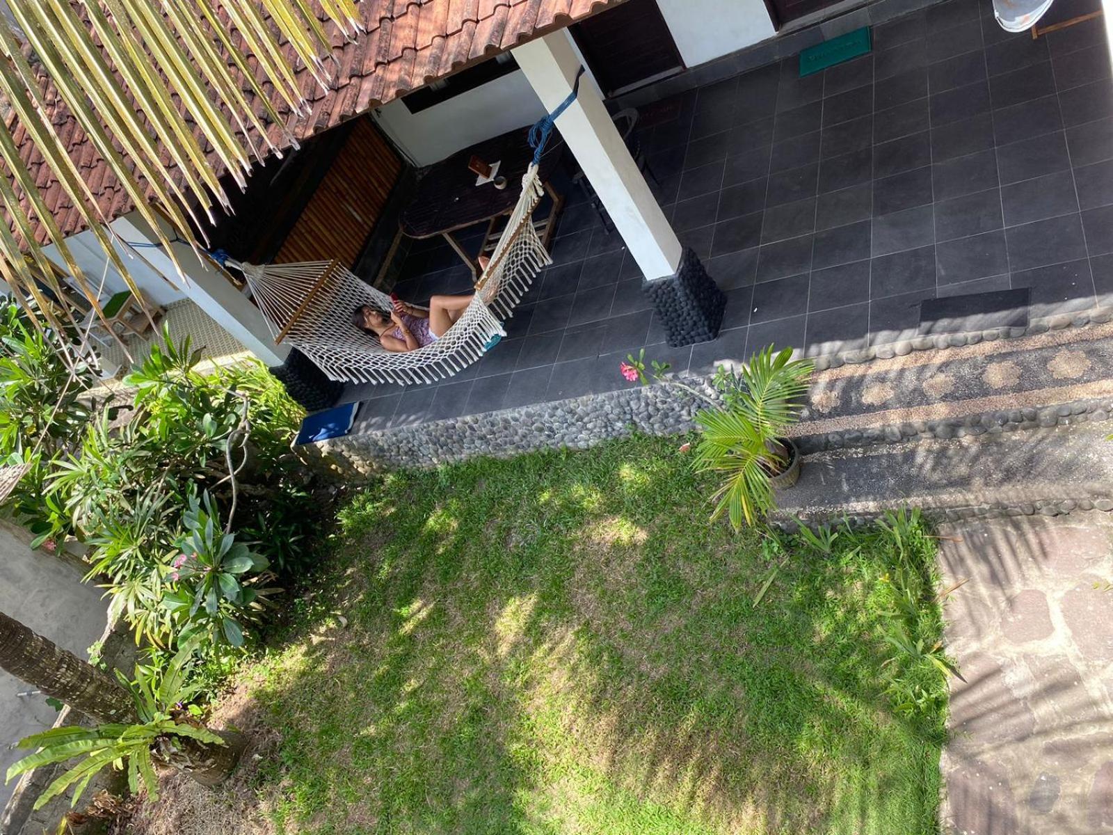 Medewi Good Vibes Stay&Surf Jembrana  ภายนอก รูปภาพ