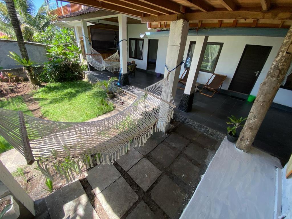 Medewi Good Vibes Stay&Surf Jembrana  ภายนอก รูปภาพ